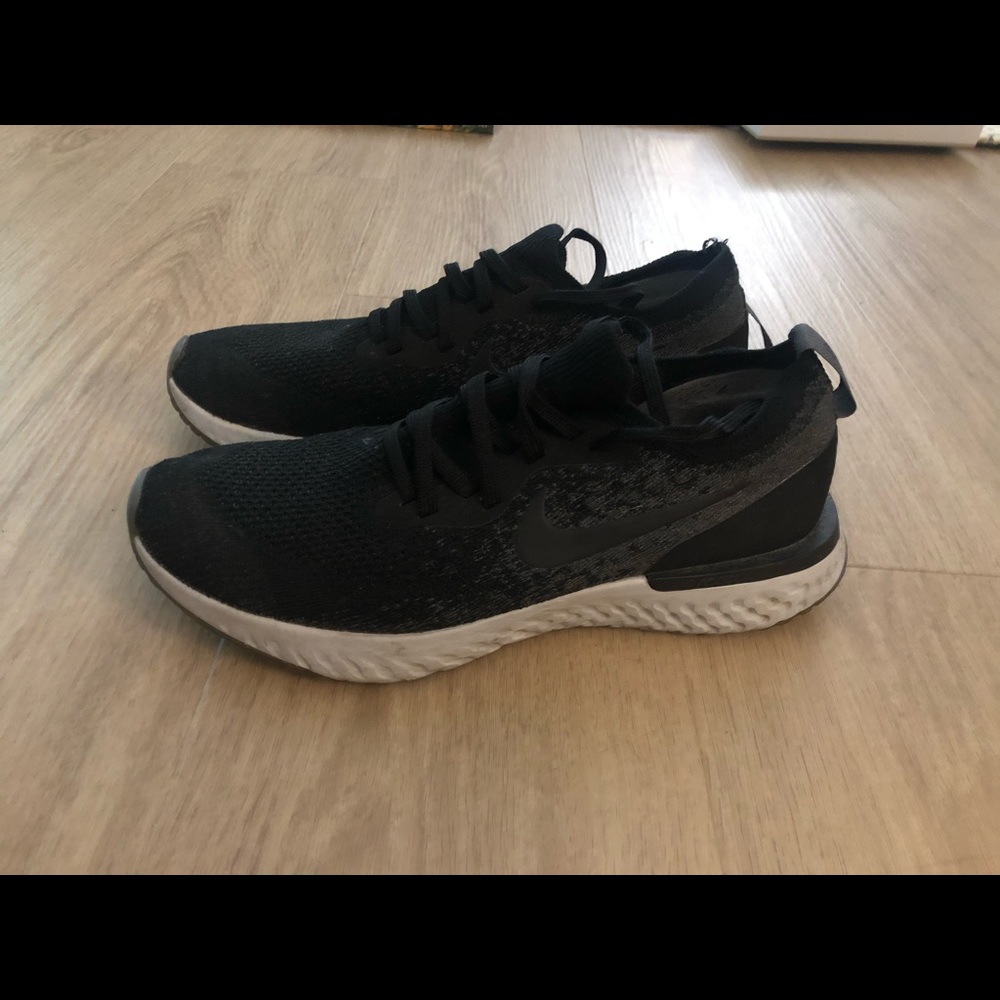 Nike Flyknit Freerun